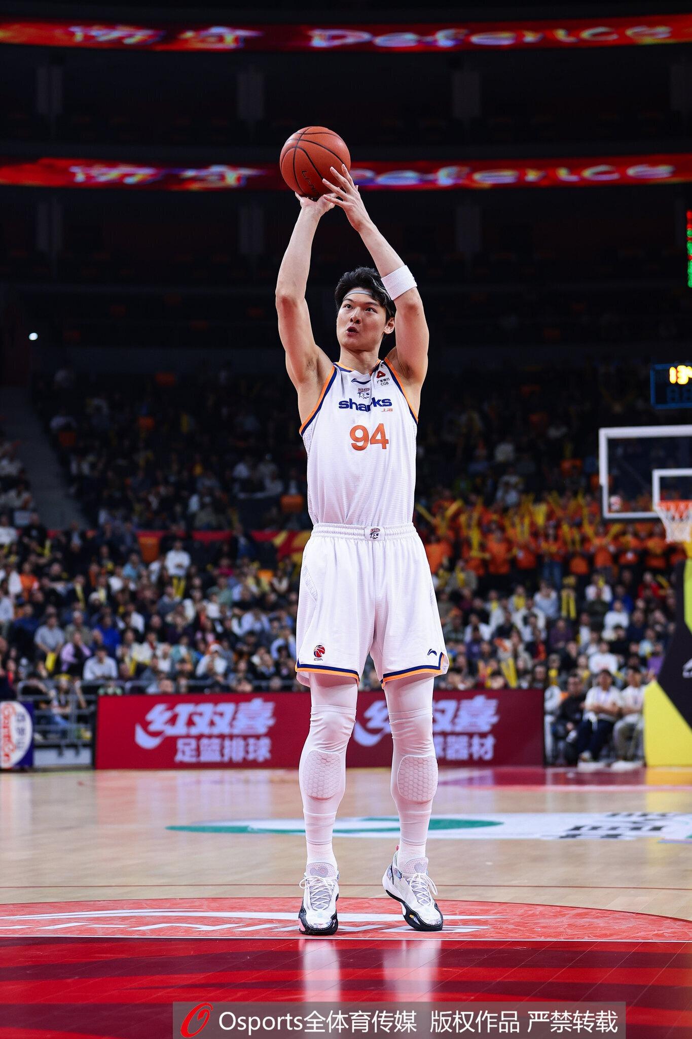 韦德亲历尼克斯29分逆转:整座纽约都在沸腾