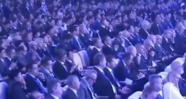 官方：延边龙鼎签下长春喜都中场黄梓铭